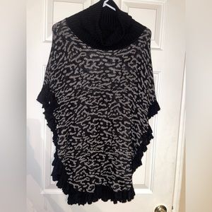 Joseph A Houndstooth Turtleneck Poncho